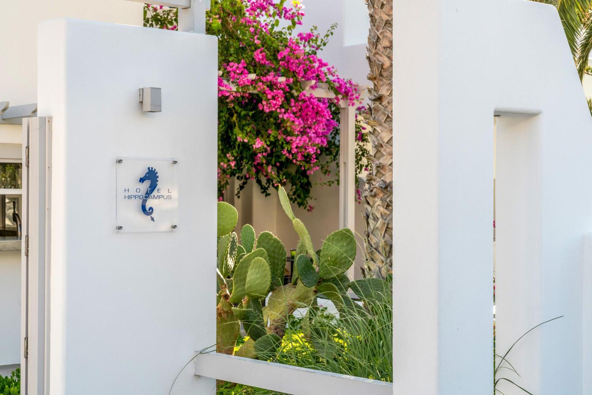 Hippocampus Hotel Kamari  Exterior photo