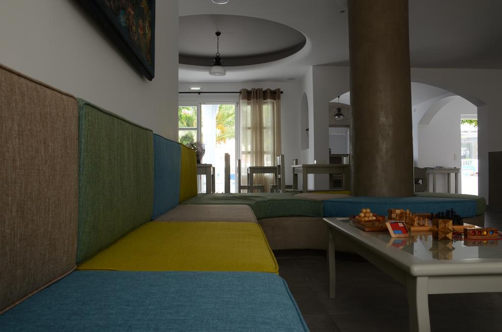 Hippocampus Hotel Kamari  Exterior photo